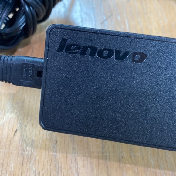 Adlx90nlc2a power adapter for Lenovo - Picture 3 of 8